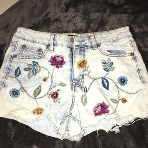 jean shorts from aeropostale’